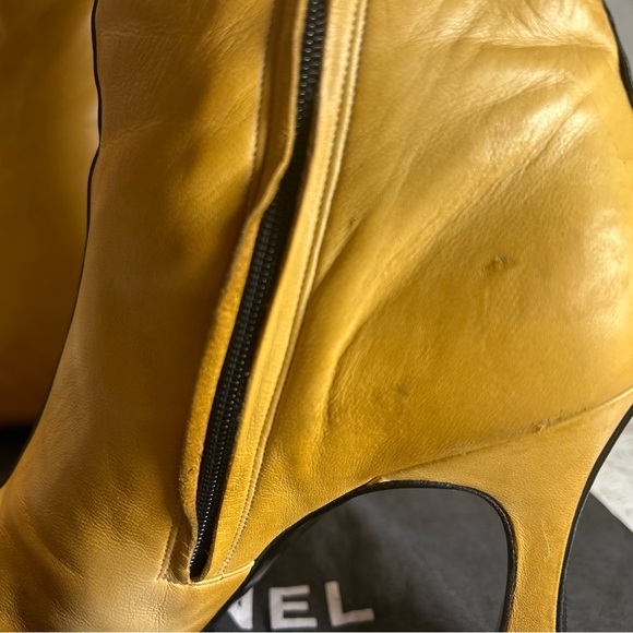 Chanel vintage high heels boots lambskin leather circa 1960 hand made in France - Picture 10 of 14